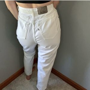 Levi’s 900 Series ~ Vintage 90s White High Rise Straight Leg Jeans | Size 10